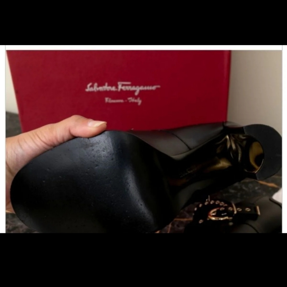 EUC SALVATORE FERRAGAMO NEVERS BOOTS 10M - Picture 7 of 15